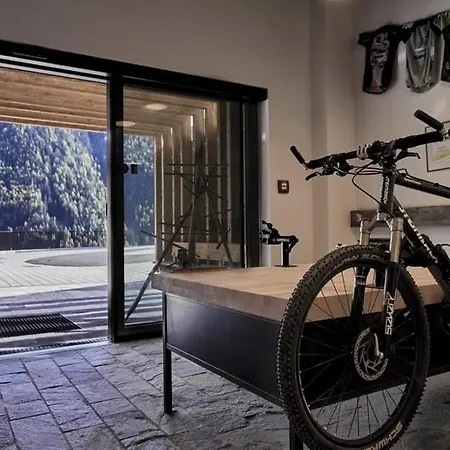 Villa 4br Amazing Next To The Ski Slops Chalet- If You Want To Book, Please Contact On Wh-ats-app - 0034-635-518-057 !!!! Sölden