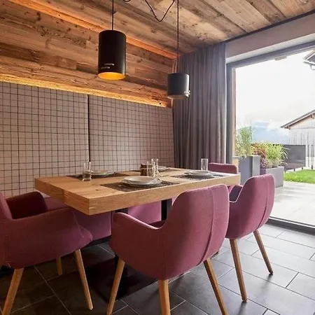 4br Amazing Next To The Ski Slops Chalet- If You Want To Book, Please Contact On Wh-ats-app - 0034-635-518-057 !!!! Villa